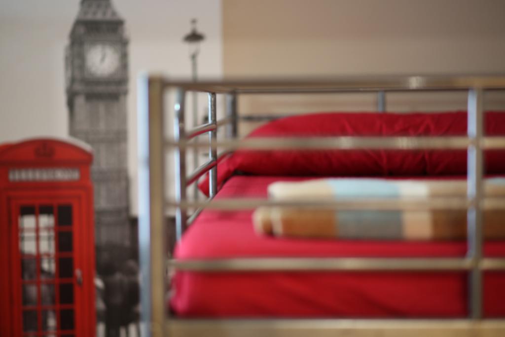 Albergue O Fogar De Teodomiro Santiago de Compostela Ngoại thất bức ảnh