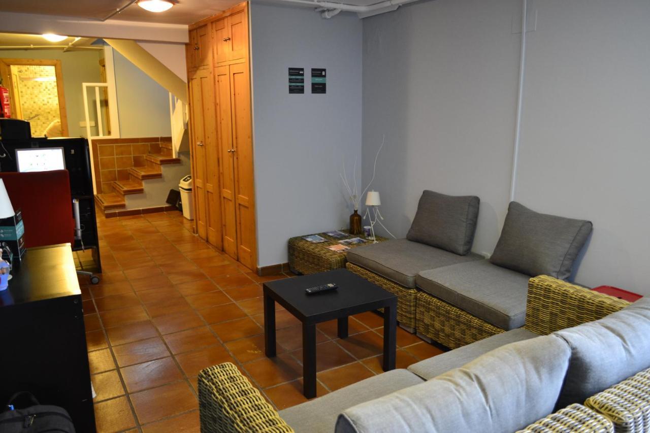 Albergue O Fogar De Teodomiro Santiago de Compostela Ngoại thất bức ảnh