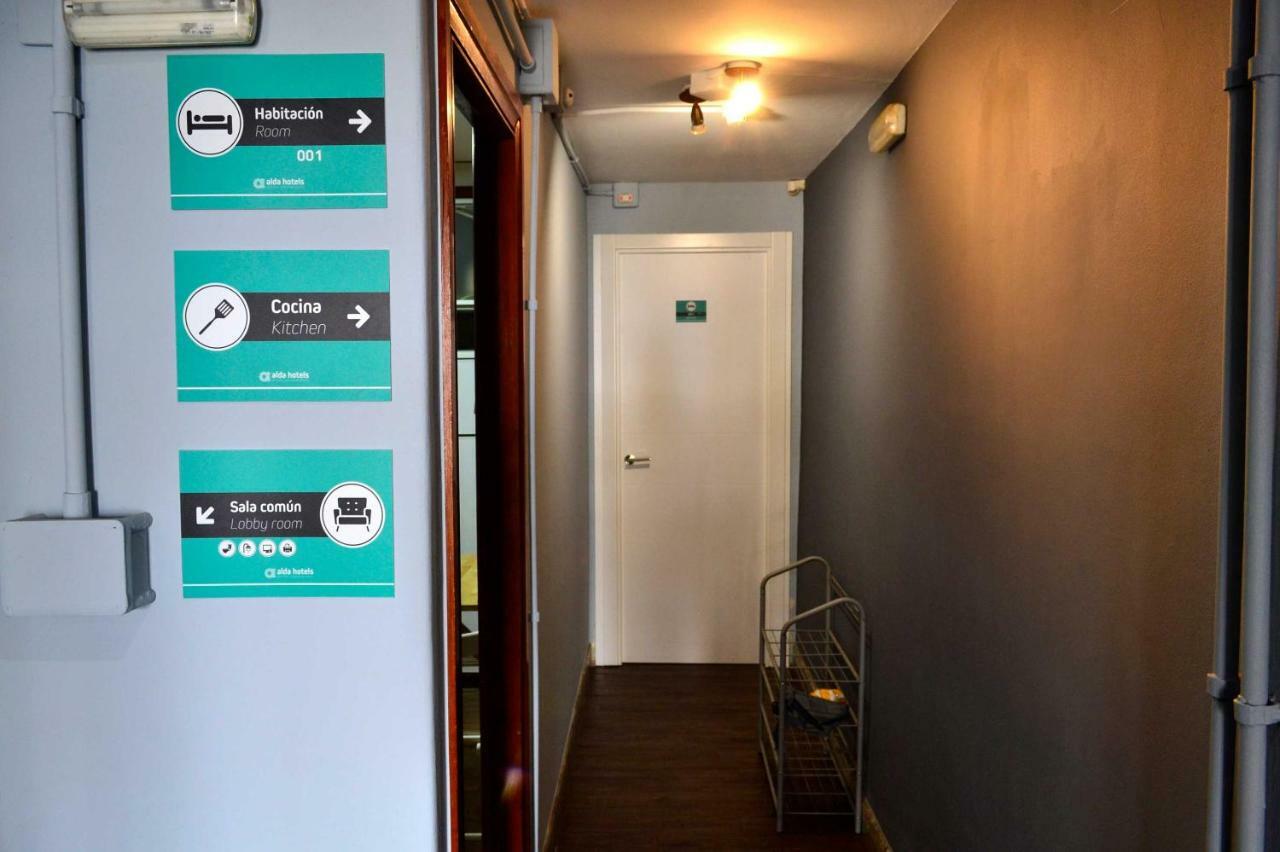 Albergue O Fogar De Teodomiro Santiago de Compostela Ngoại thất bức ảnh